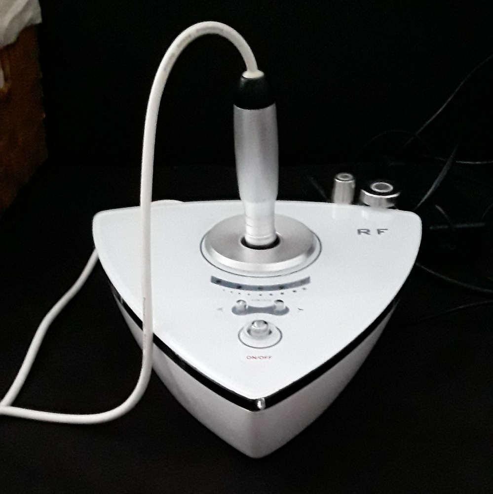 Radiofrequency portatil machine.